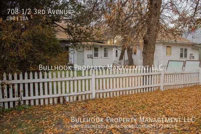 Foto del edificio - 708 1/2 3rd Avenue-