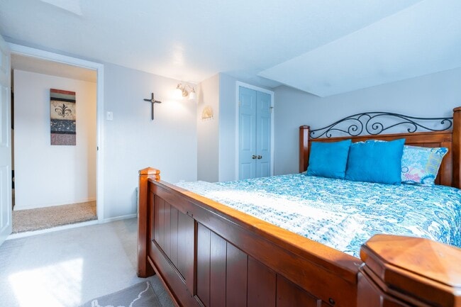 Foto del edificio - Desert Oasis – Furnished Executive Room in...