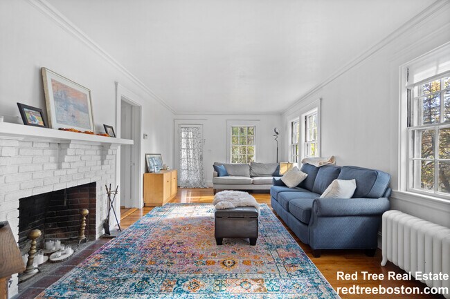 Foto del edificio - 27 Oakwood Rd