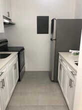 Building Photo - 2916 Funston St