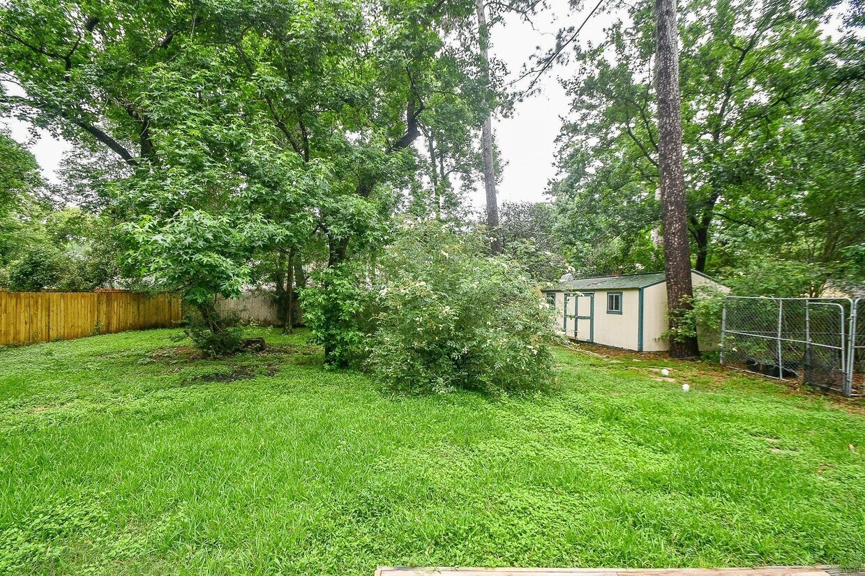 Building Photo - 6702 Spring Leaf Dr