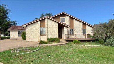 Building Photo - 843 Sunfish St