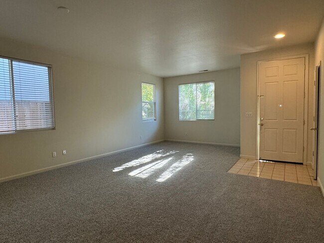 Foto del edificio - Available 9/1 Single level home in Lincoln...