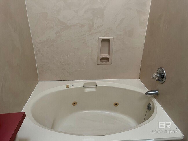 Foto del edificio - 600 Cheshire Ln