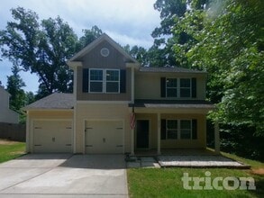 Building Photo - 2480 Marthas Ridge Dr