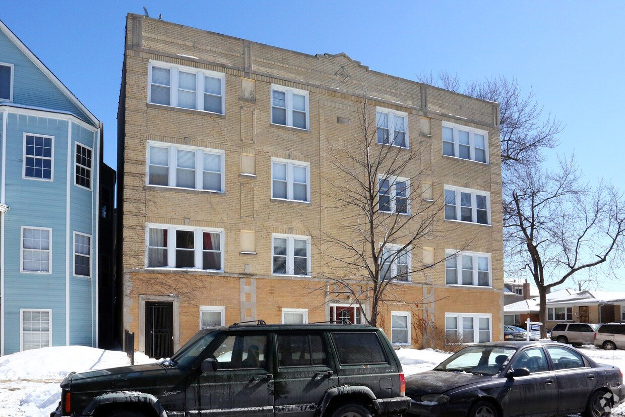 Foto del edificio - 4201-4205 N Sawyer Ave