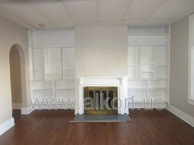 Building Photo - 920 Norfolk St