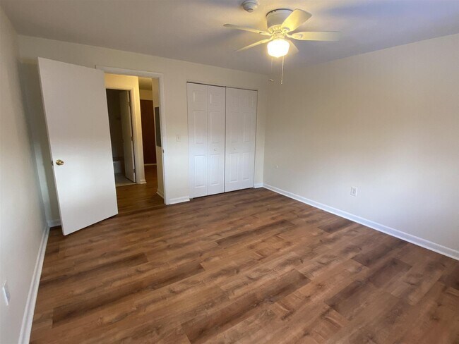 Foto del edificio - 240 Belmont St