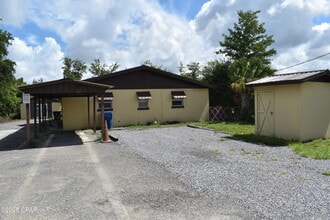 Building Photo - 3613 E 14th St