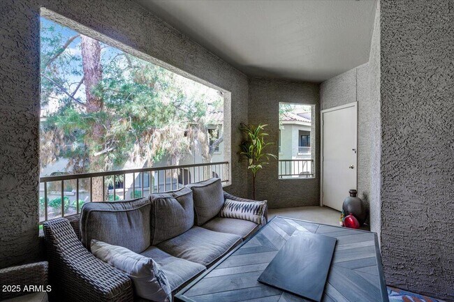 Foto del edificio - 15252 N 100th St
