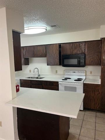 Foto del edificio - 902 N Nursery Rd