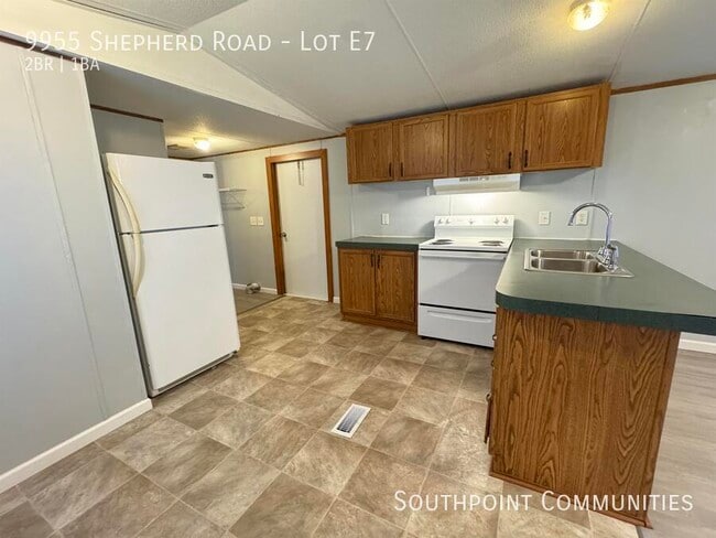 Building Photo - 9955 Shepherd Rd