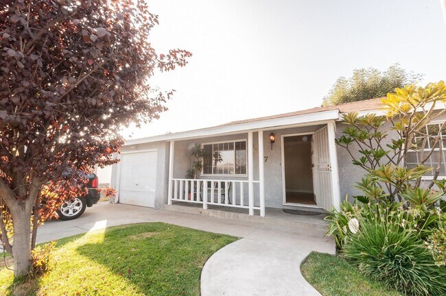 Foto del edificio - Beautiful single family house for rent