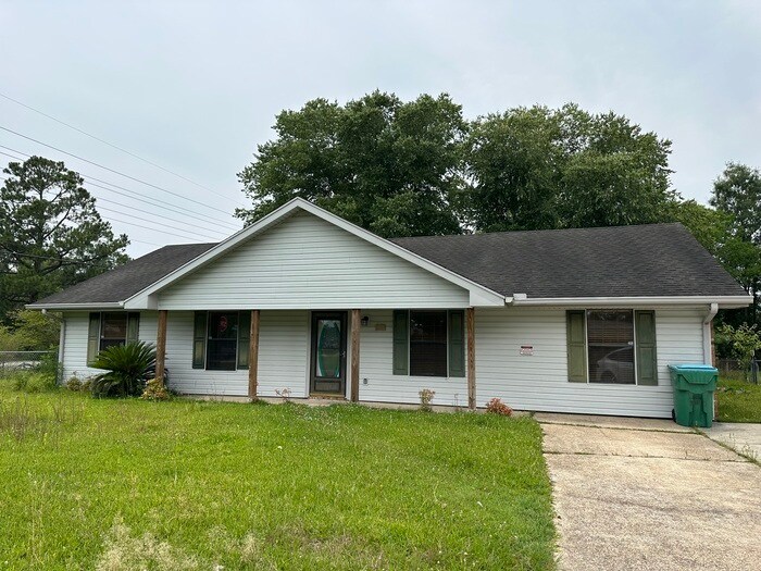 Primary Photo - Beautiful 3/2 house in Gulfport, MS