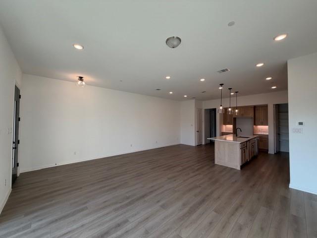 Building Photo - 1172 Daybreak Dr