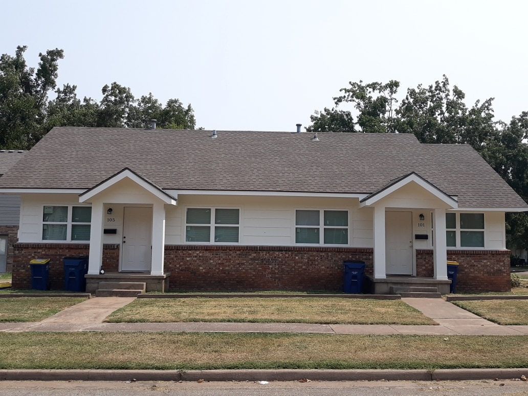 101 N Husband St Unit 1, Stillwater, OK 74075 Room for Rent in