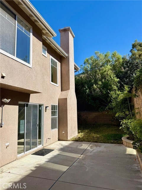 Building Photo - 16000 Carlton Ct