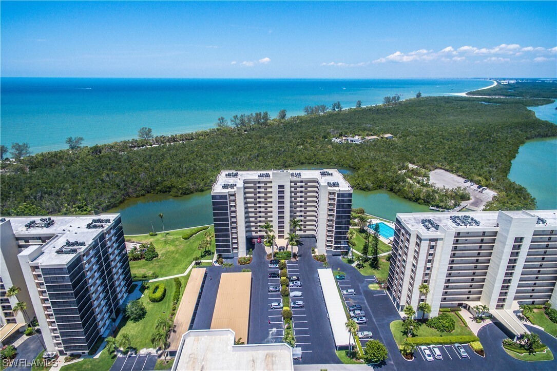 15 Bluebill Ave Unit 906, Naples, FL 34108 Condo for Rent in Naples