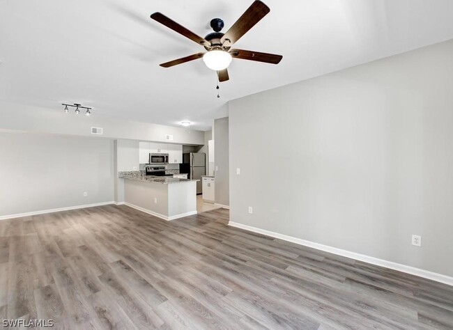 Building Photo - 1835 Florida Club Cir
