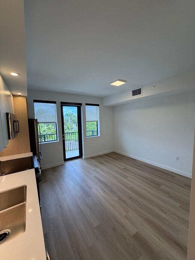 Foto del edificio - 1417 NE 26th Ct