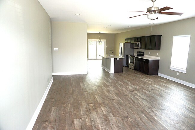 Foto del edificio - 3 Bedroom, 2 Bath Home in Valley View- MOV...