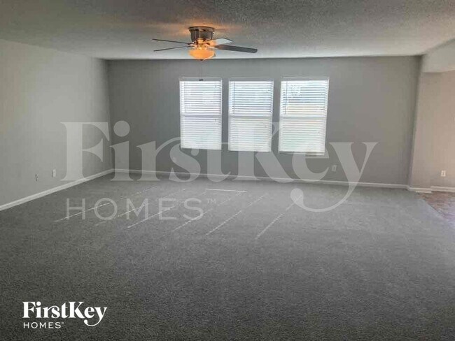 Building Photo - 12515 Teacup Way