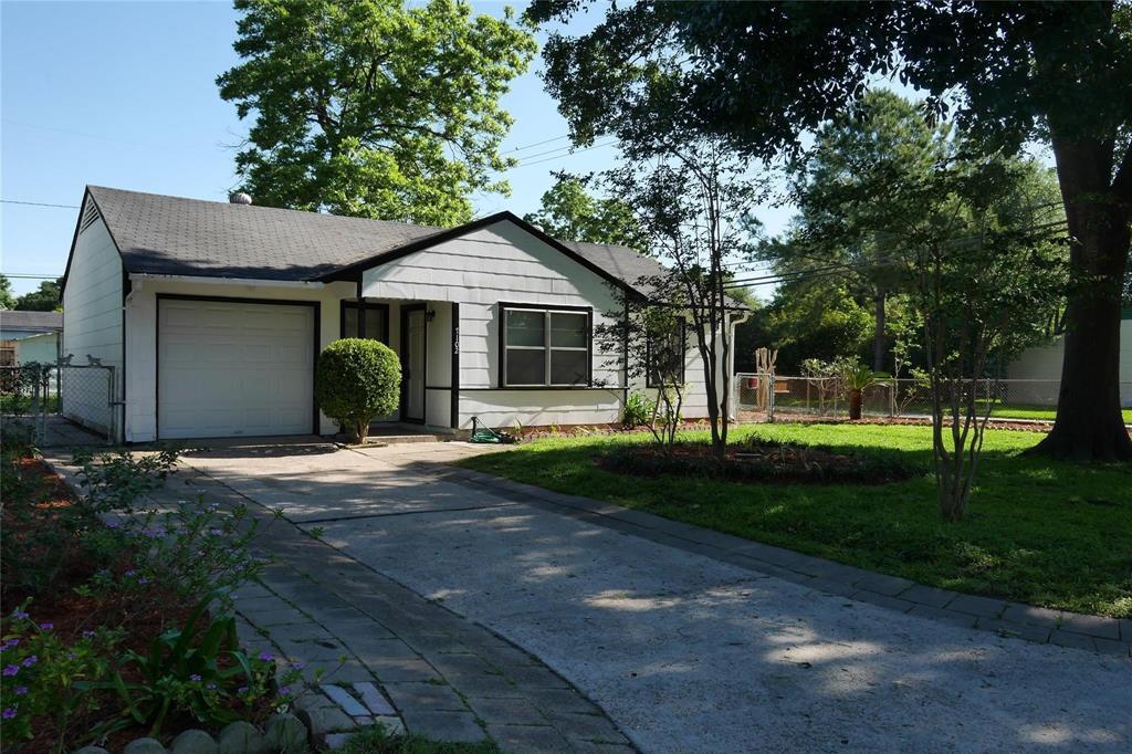 Foto principal - 7102 Raton St
