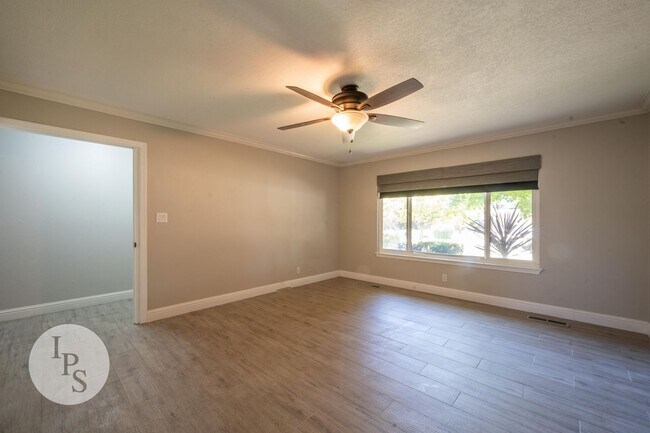 Foto del edificio - Fresno Eastside Home, 3BR/2BA, Near CSUF –...