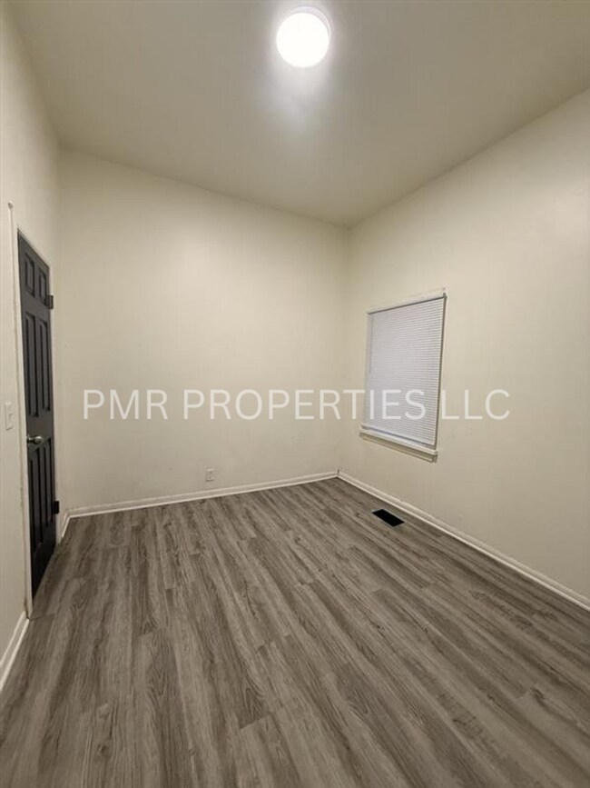 Foto del edificio - 2 Bedroom/ 1 Bathroom- House