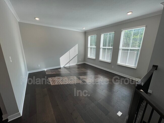 Building Photo - 329 Wakefield Way