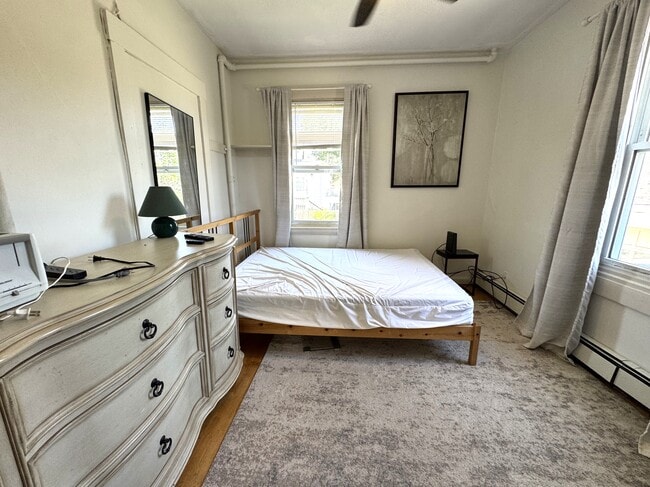 Foto del edificio - 184 Ash St