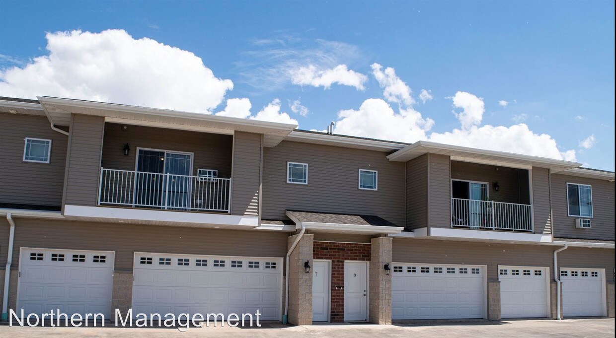 Foto principal - 2205 Trellis Dr
