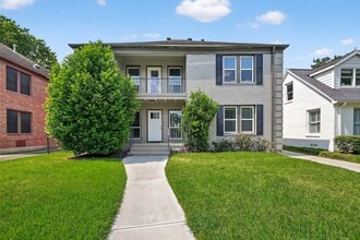 Building Photo - 2328 McClendon St