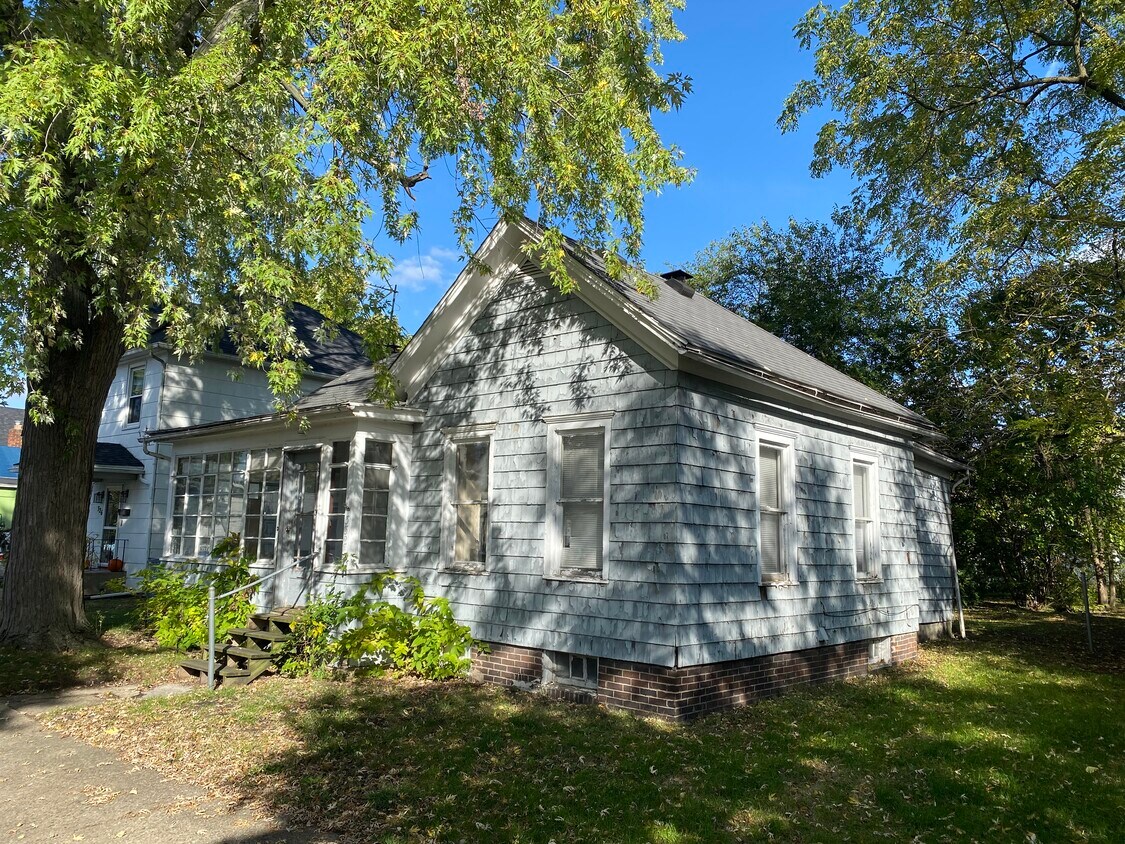 332 Milburn Ct, Mishawaka, IN 46544 House Rental in Mishawaka, IN