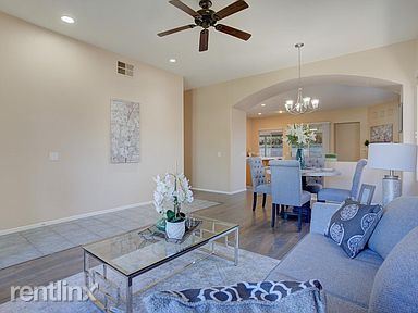 Building Photo - 3 br, 2 bath House - 2590 Saddleback St