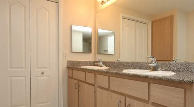 Building Photo - 2 bedroom in Katy TX 77450