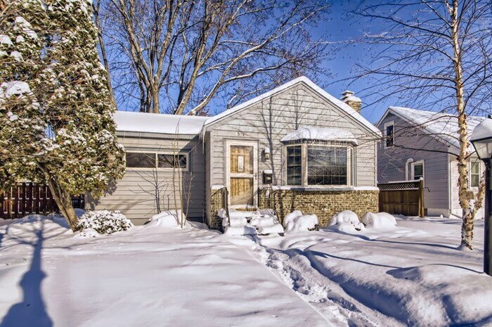 Primary Photo - 4508 W 124Th Street, Savage, MN, 55378