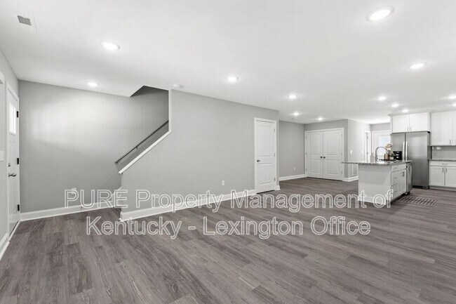 Building Photo - 1100 Judah Bear Blvd