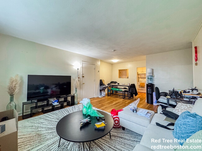 Photo - 11 Hodges Ave Apartment