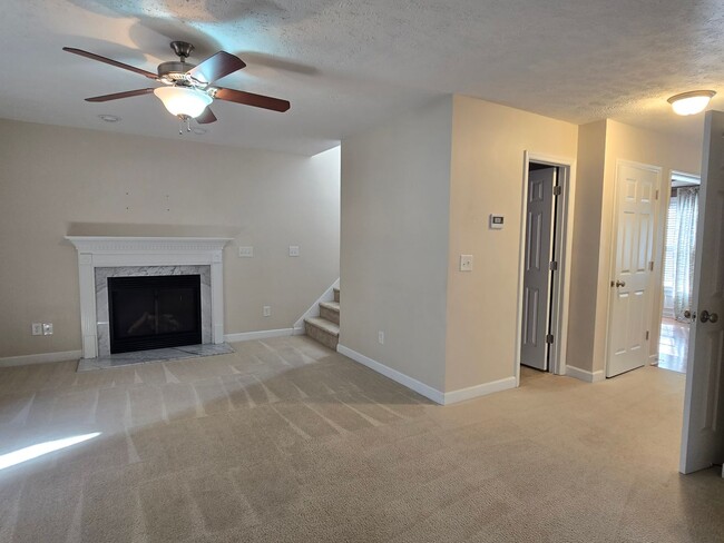 Foto del edificio - 197 Rolling Stone Ct