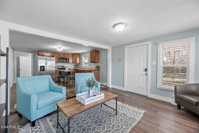 Foto del edificio - 2512 Ramona Ave NW