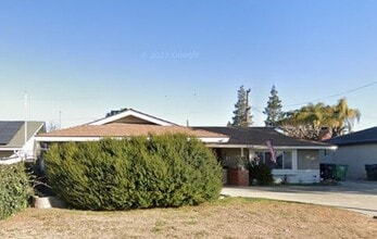 Building Photo - 208 Electra Ave