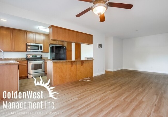 Building Photo - Charming 2Bdm 2Ba Condo Located in the Hea...