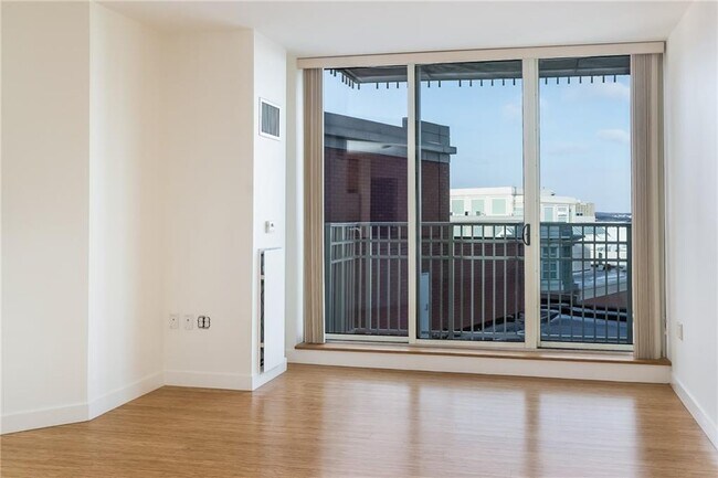 Foto del edificio - 1 W Exchange St