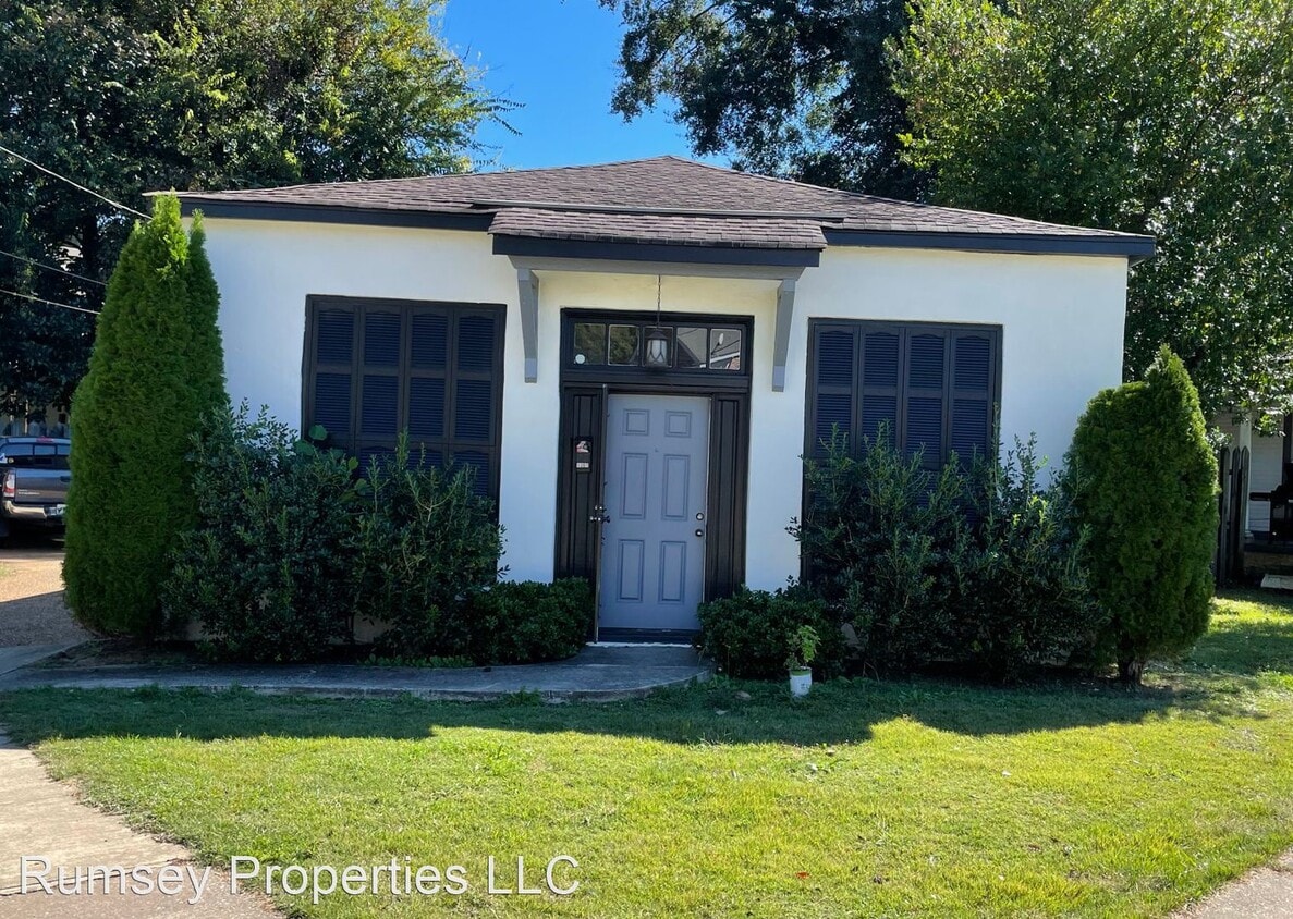 Primary Photo - 2 br, 2 bath House - 1301 Queen City Avenue