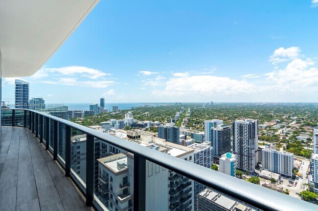 Foto del edificio - 55 SW 9th St