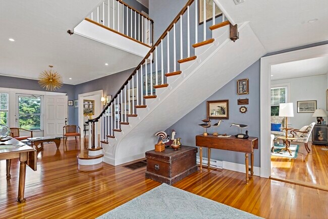 Foto del edificio - 122 Gansett Rd