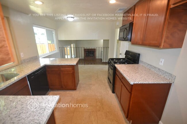 Building Photo - 9191 Trujillo Way