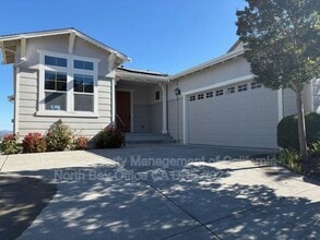 Building Photo - 219 Mission Dr