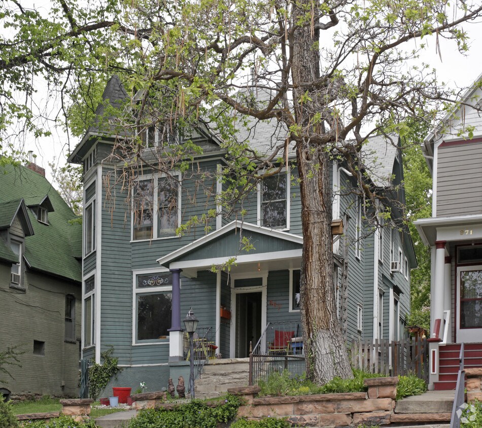Primary Photo - 967 3rd Ave